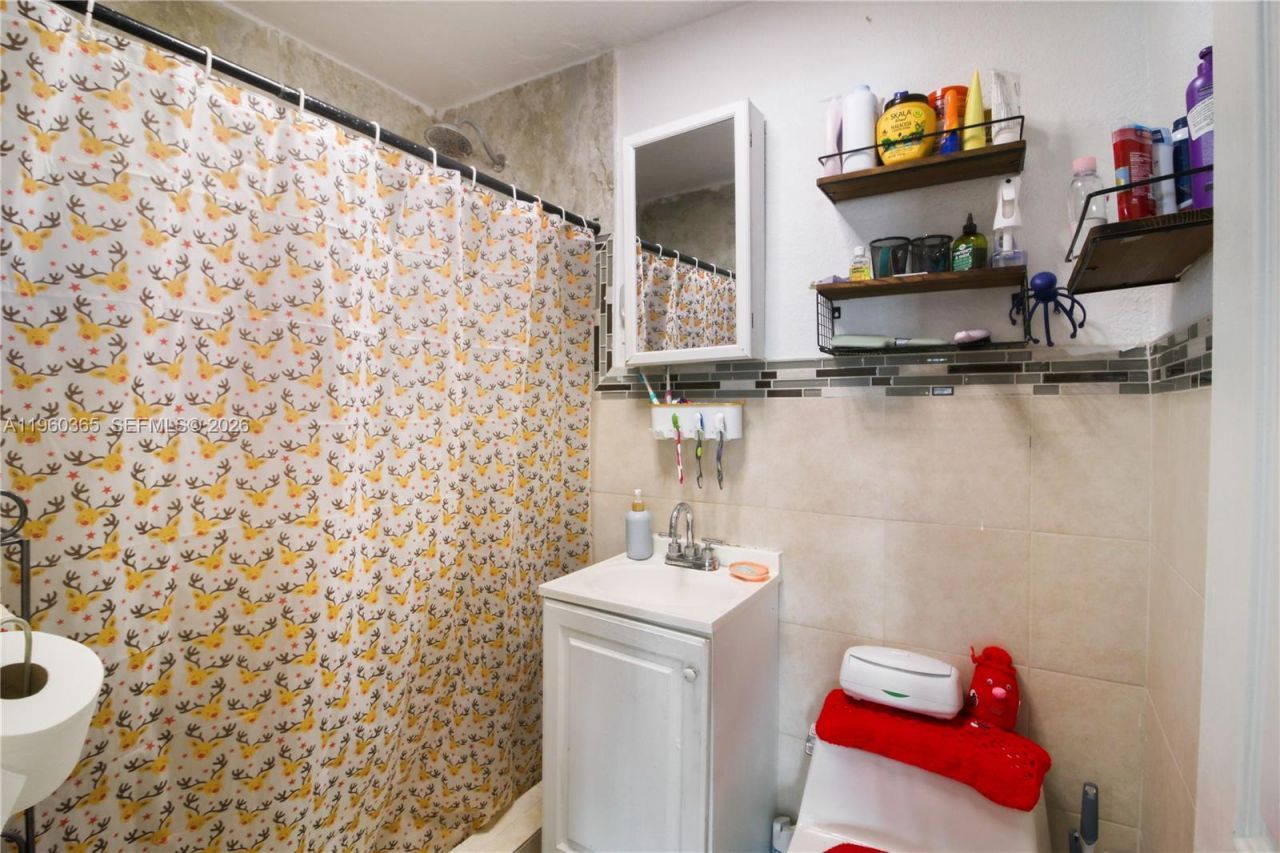 350 NW 119th St, Miami, FL 33168 Photo