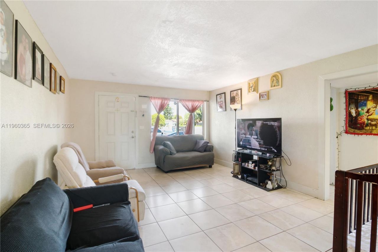 350 NW 119th St, Miami, FL 33168 Photo
