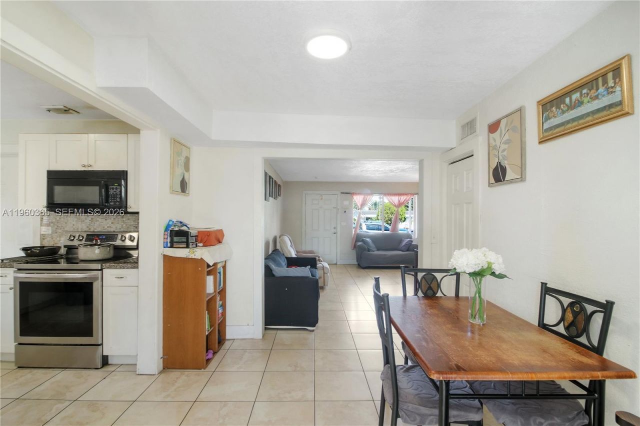 350 NW 119th St, Miami, FL 33168 Photo