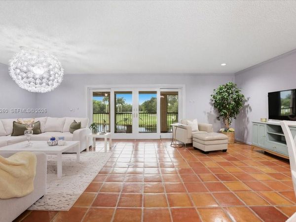 400 NW 127th Ave, Unit 13, Plantation, FL 33325