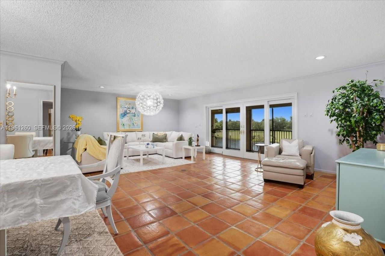 400 NW 127th Ave, Unit 13, Plantation, FL 33325 Photo