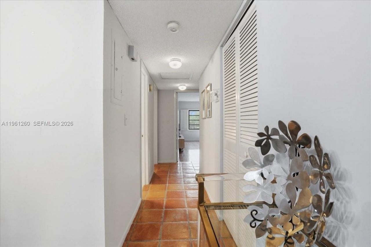 400 NW 127th Ave, Unit 13, Plantation, FL 33325 Photo