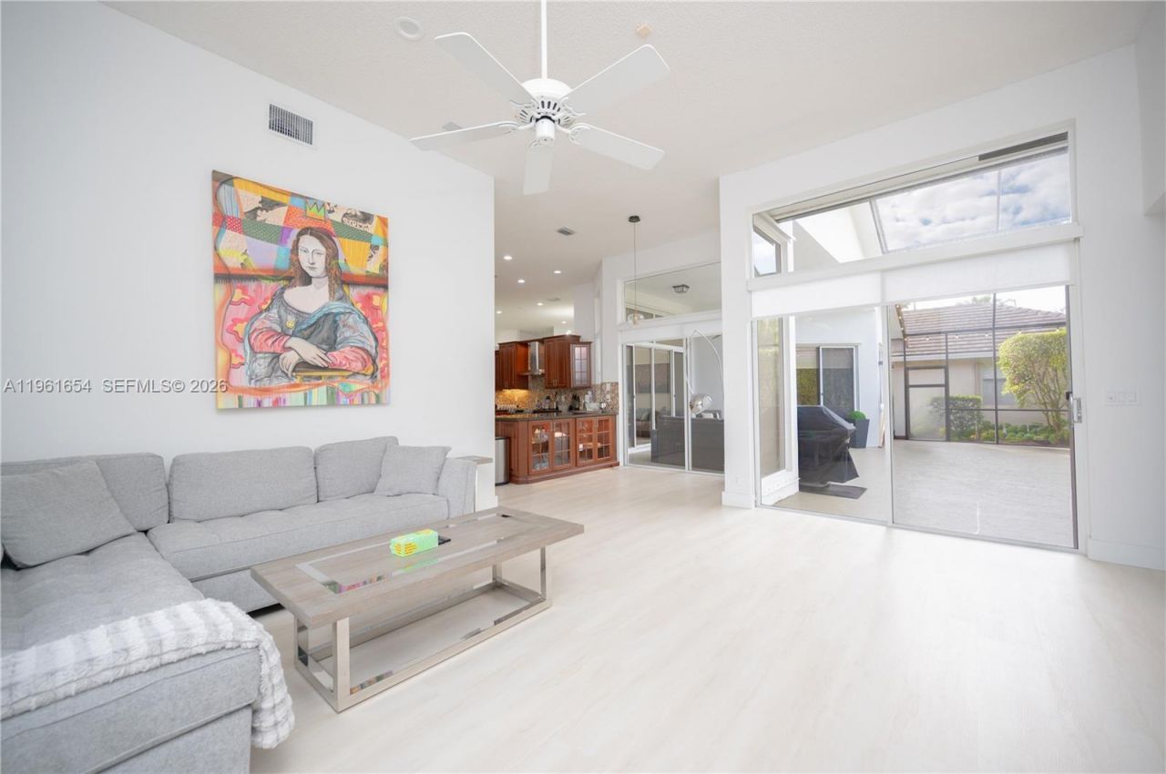 2621 Oakbrook Ln , Weston, FL 33332 Photo