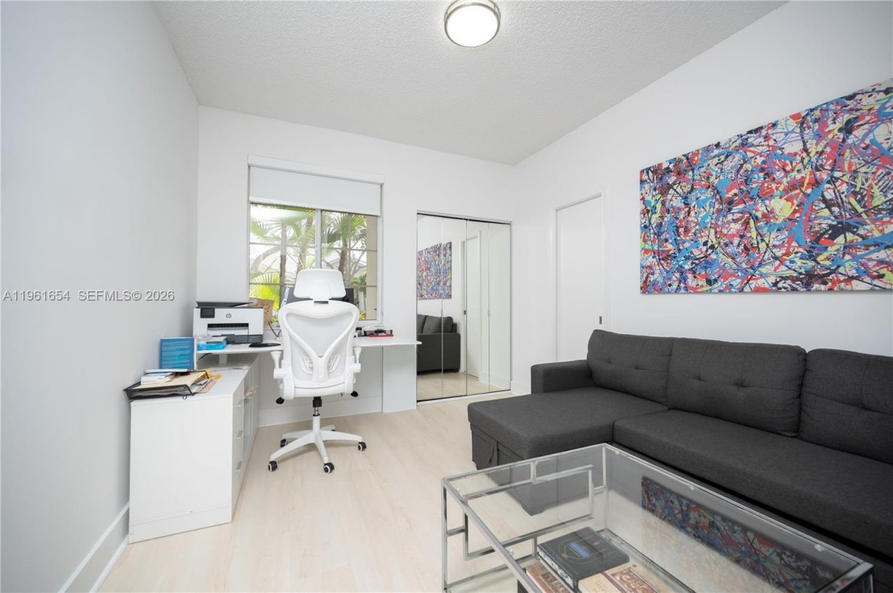 2621 Oakbrook Ln , Weston, FL 33332 Photo