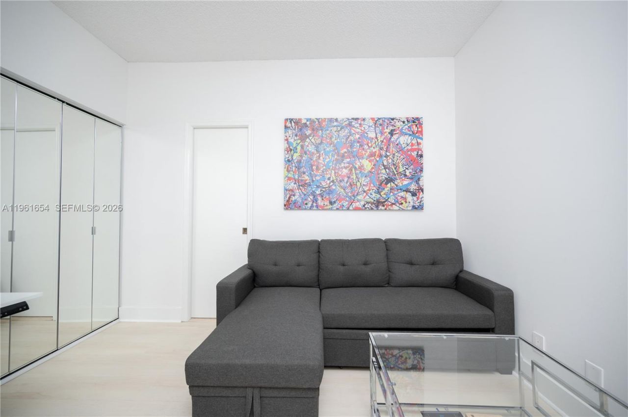 2621 Oakbrook Ln , Weston, FL 33332 Photo