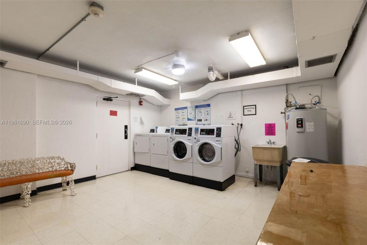 4400 Hillcrest Dr , Unit 901B, Hollywood, FL 33021 Photo