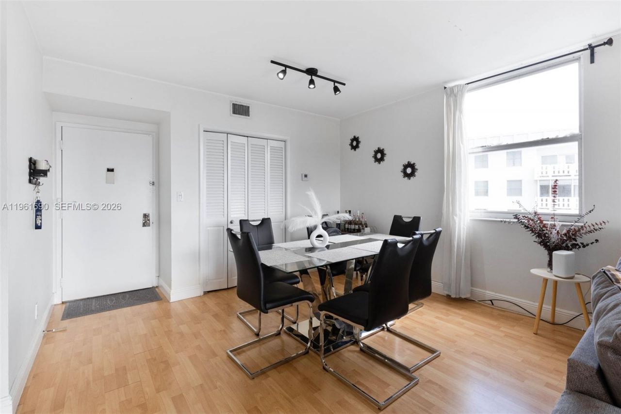 4400 Hillcrest Dr , Unit 901B, Hollywood, FL 33021 Photo