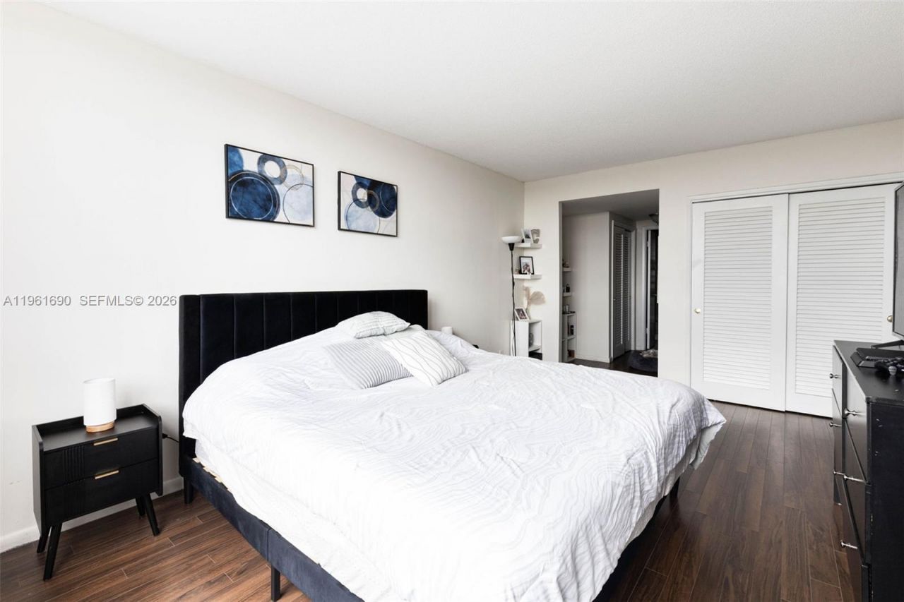 4400 Hillcrest Dr , Unit 901B, Hollywood, FL 33021 Photo