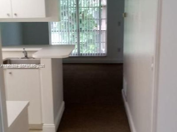 10748 N Kendall Dr , Unit N17, Miami, FL 33176