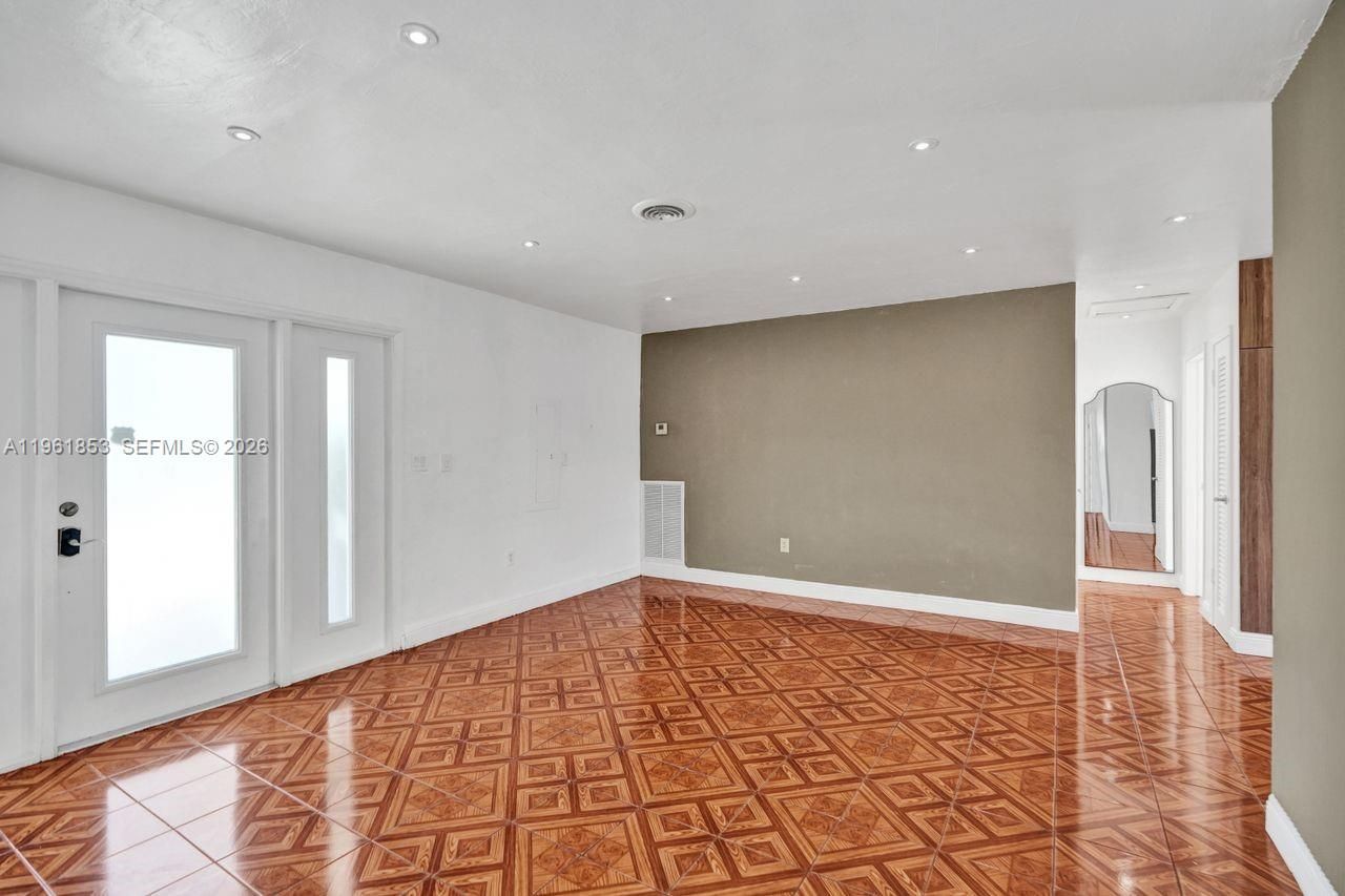 6617 Dahlia Dr, Miramar, FL 33023 Photo