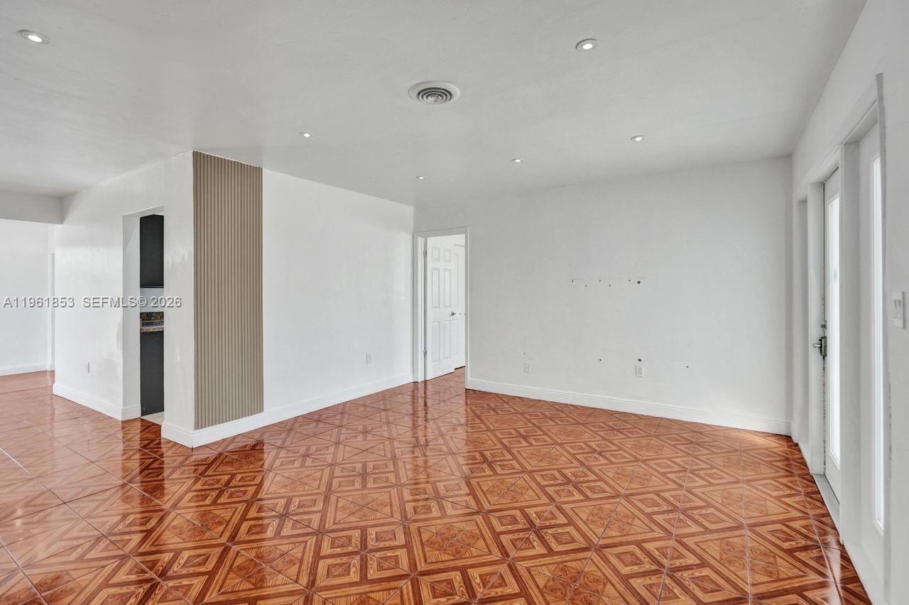 6617 Dahlia Dr, Miramar, FL 33023 Photo