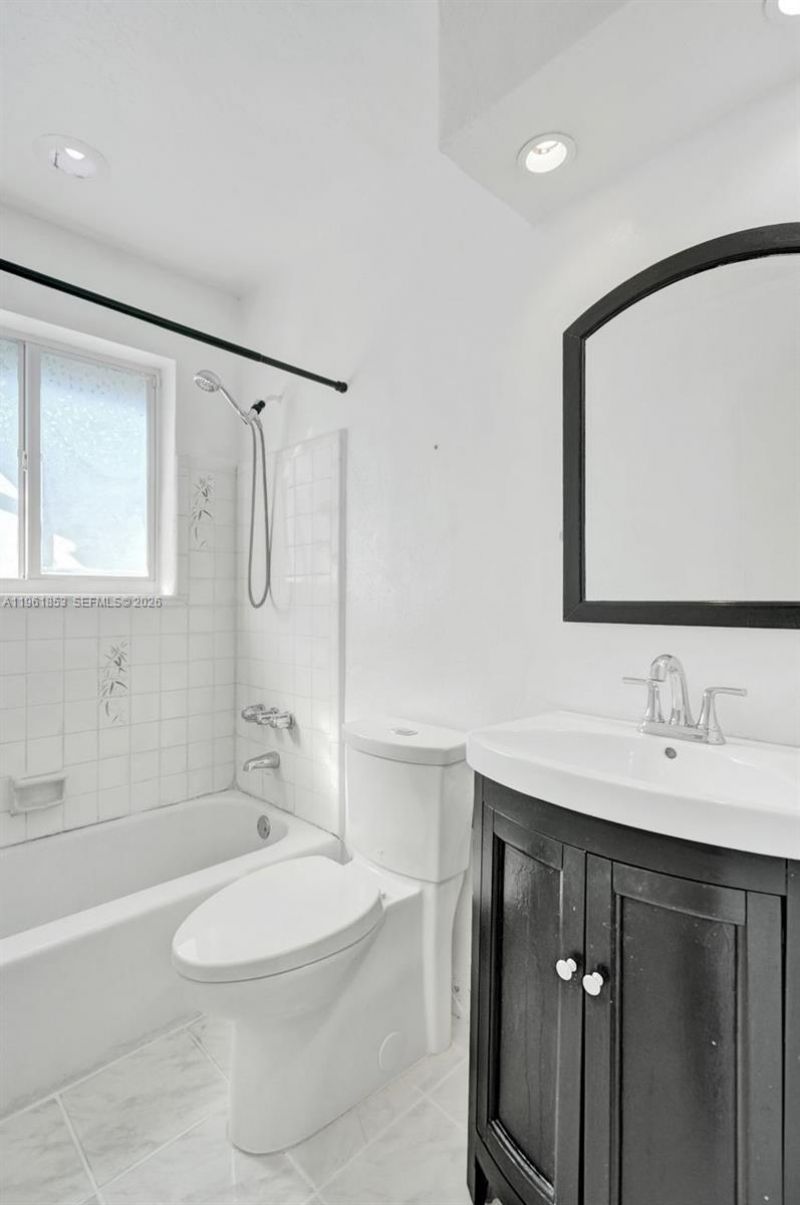 6617 Dahlia Dr, Miramar, FL 33023 Photo