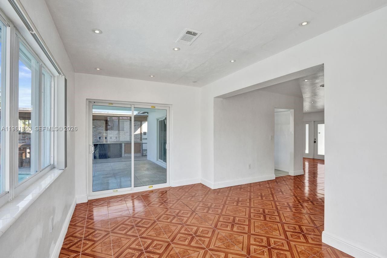 6617 Dahlia Dr, Miramar, FL 33023 Photo