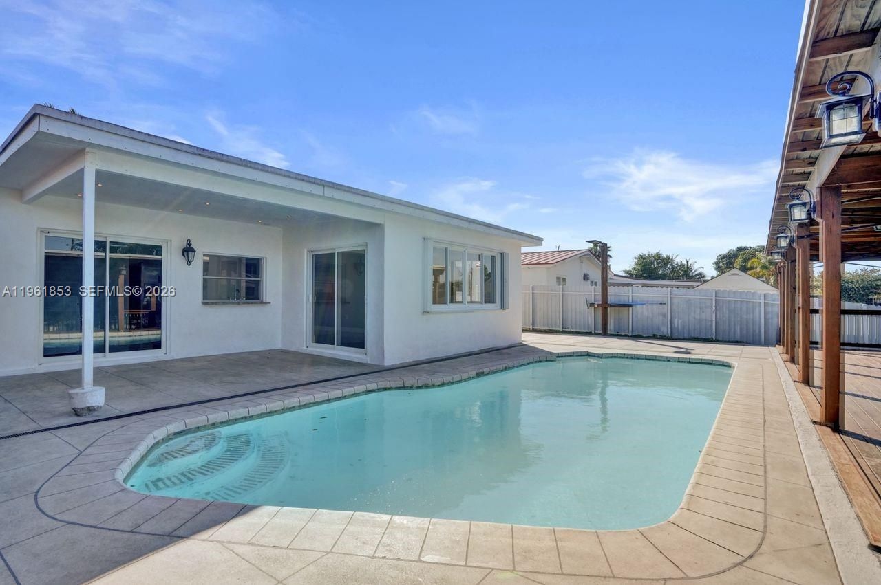 6617 Dahlia Dr, Miramar, FL 33023 Photo