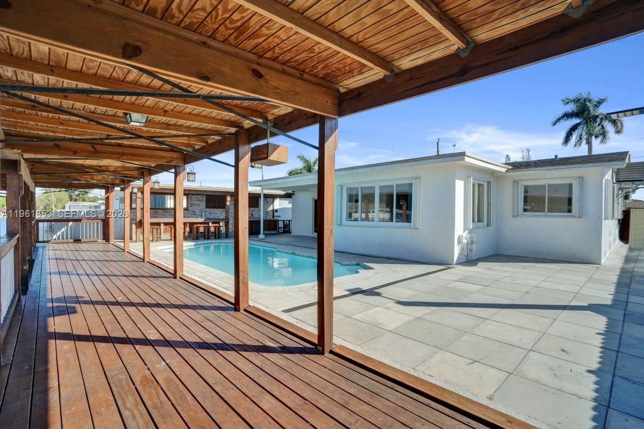 6617 Dahlia Dr, Miramar, FL 33023 Photo