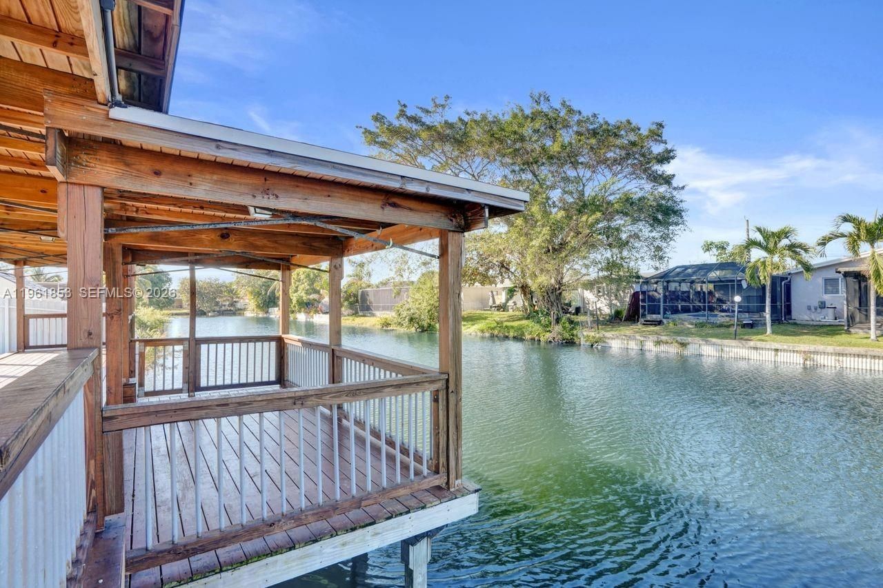 6617 Dahlia Dr, Miramar, FL 33023 Photo