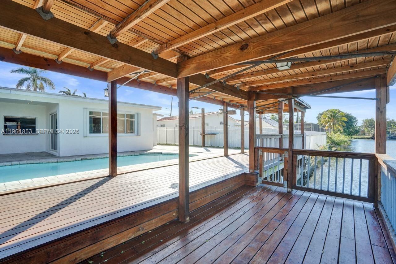 6617 Dahlia Dr, Miramar, FL 33023 Photo