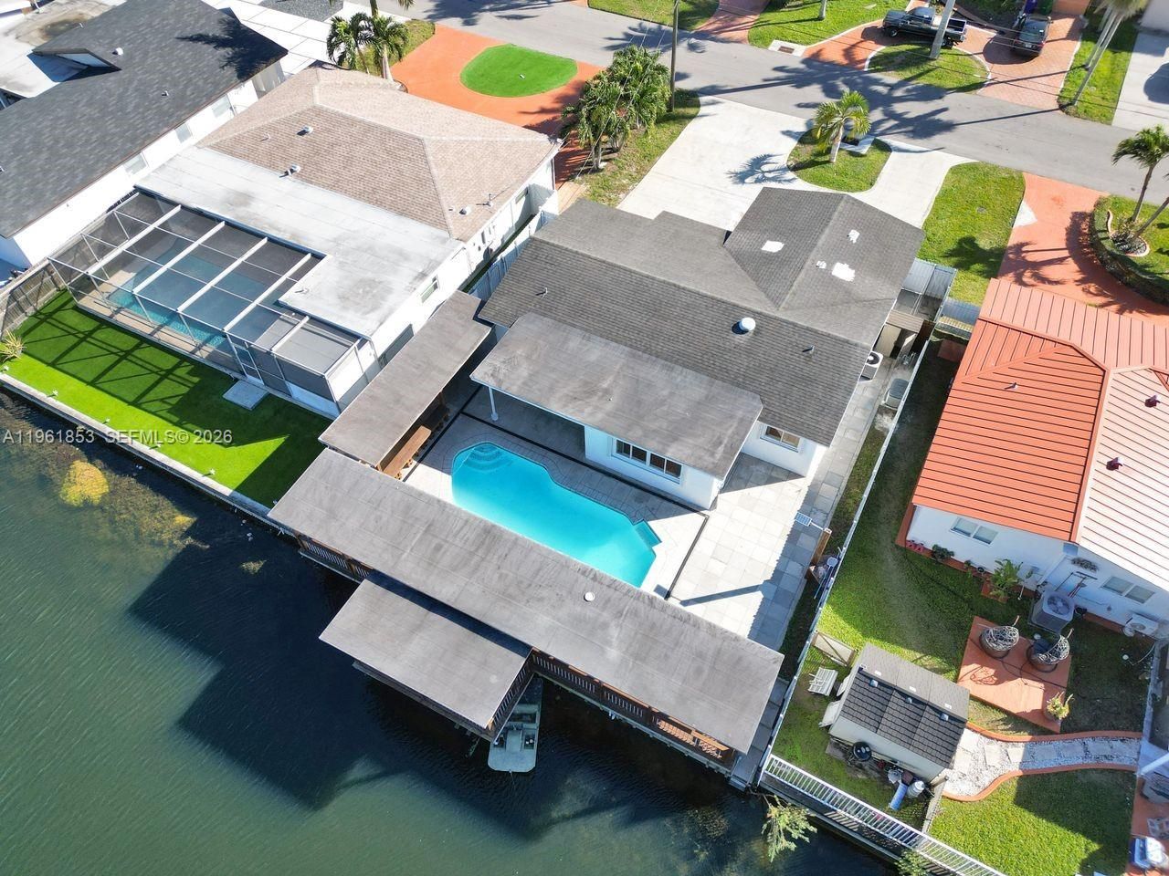 6617 Dahlia Dr, Miramar, FL 33023 Photo