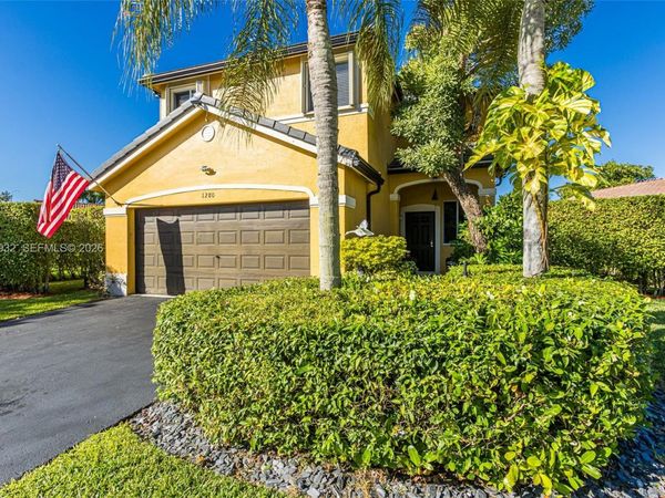 1280 Majesty Ter, Weston, FL 33327