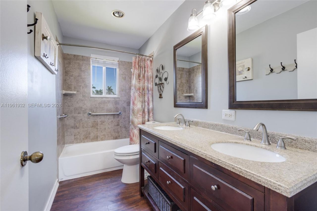 1280 Majesty Ter, Weston, FL 33327 Photo