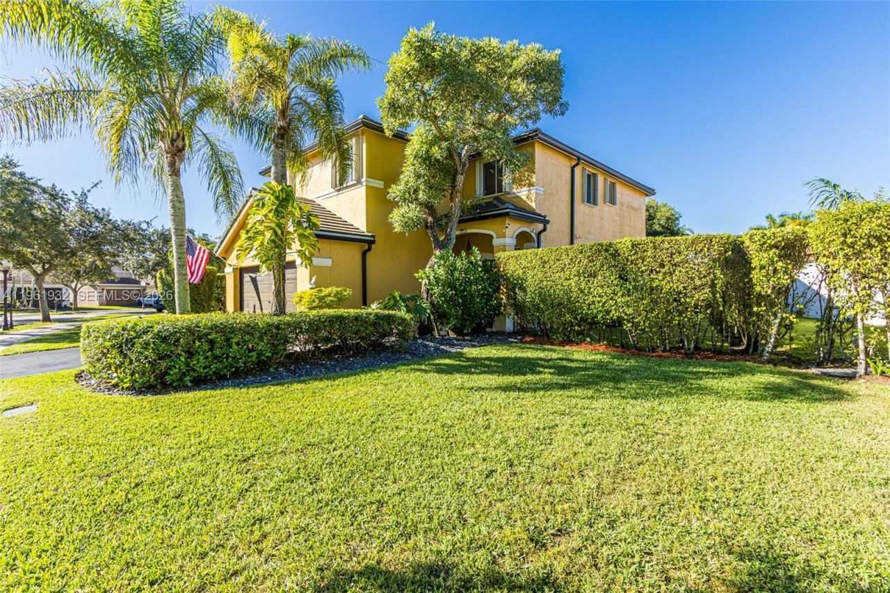 1280 Majesty Ter, Weston, FL 33327 Photo