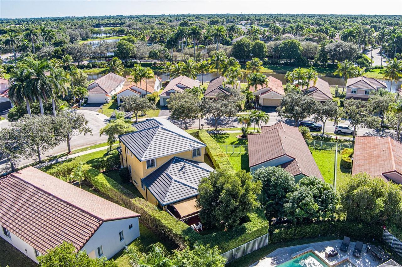 1280 Majesty Ter, Weston, FL 33327 Photo