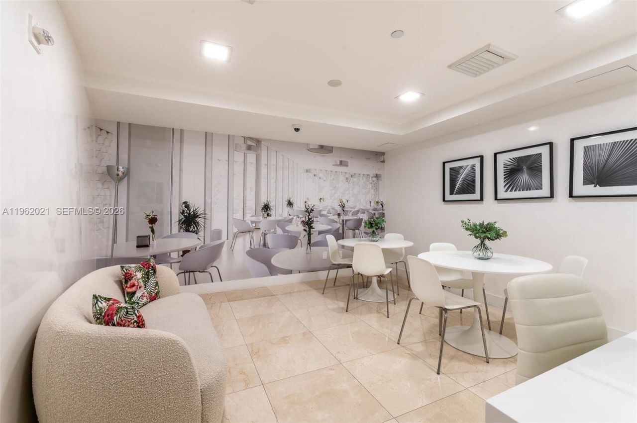 15901 Collins Ave, Unit 2303, Sunny Isles Beach, FL 33160 Photo