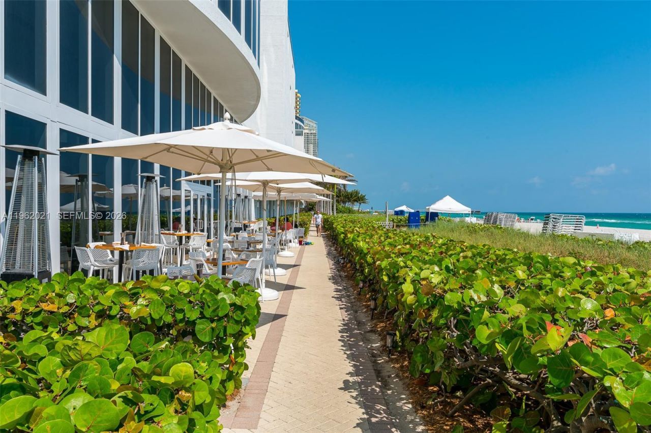 15901 Collins Ave, Unit 2303, Sunny Isles Beach, FL 33160 Photo