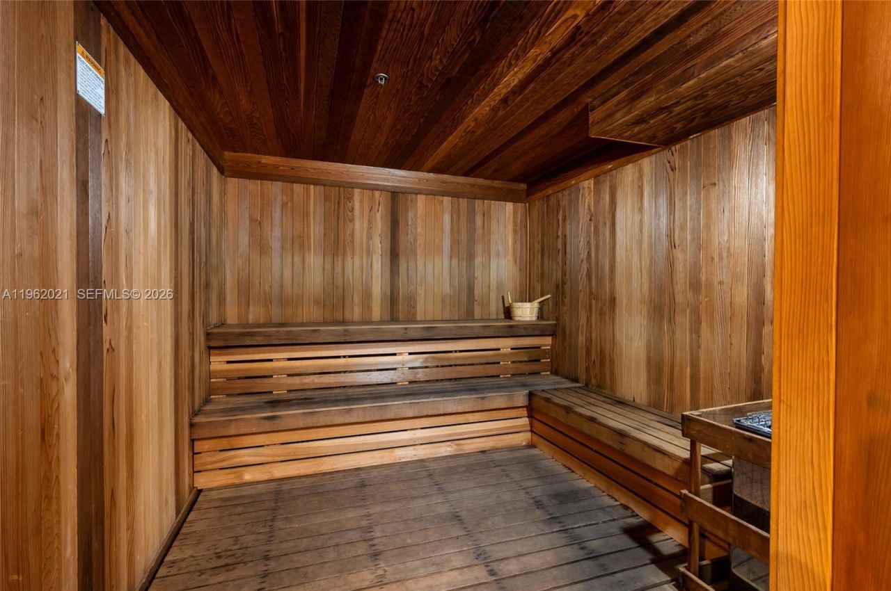 15901 Collins Ave, Unit 2303, Sunny Isles Beach, FL 33160 Photo