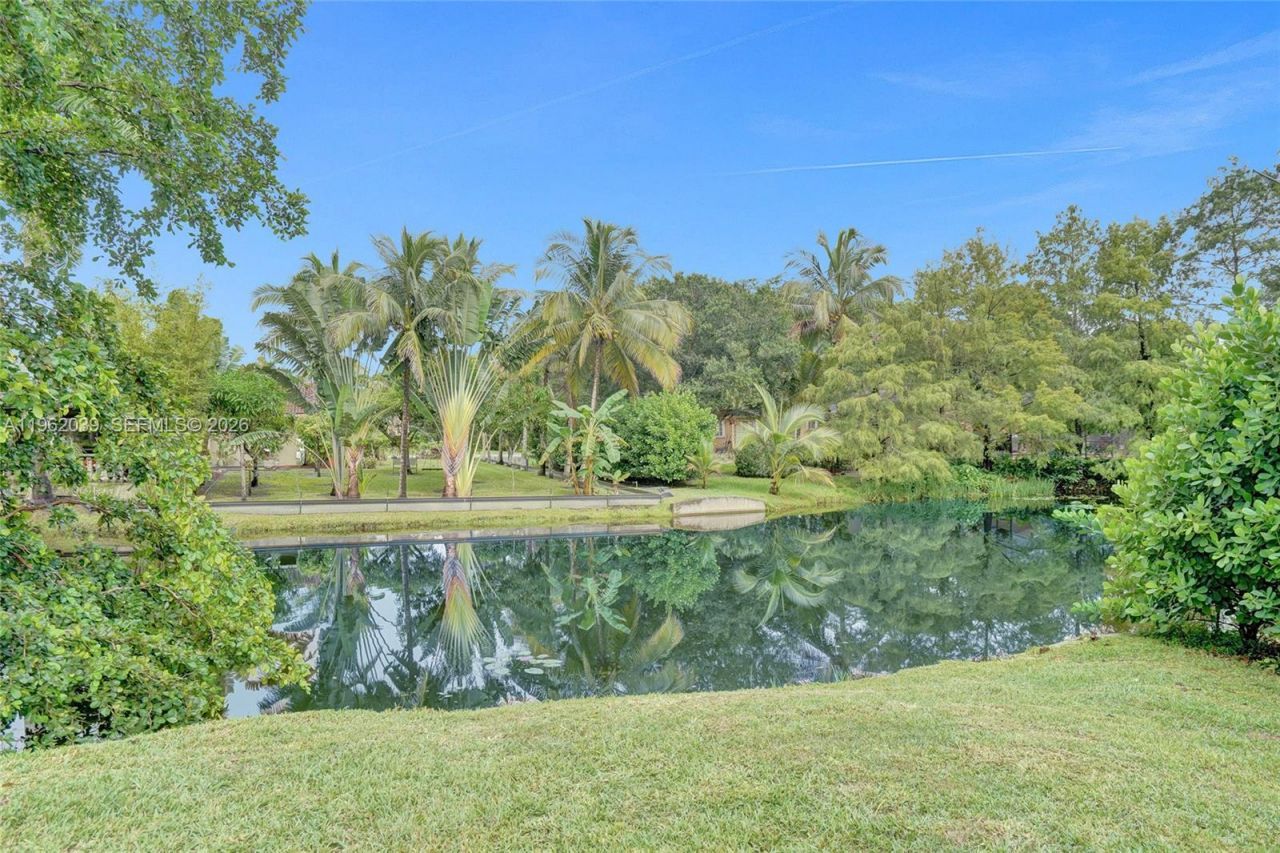 470 Petersburg Ter , Plantation, FL 33325 Photo