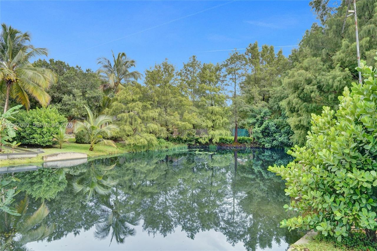 470 Petersburg Ter , Plantation, FL 33325 Photo