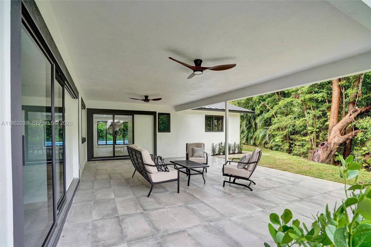 470 Petersburg Ter , Plantation, FL 33325 Photo