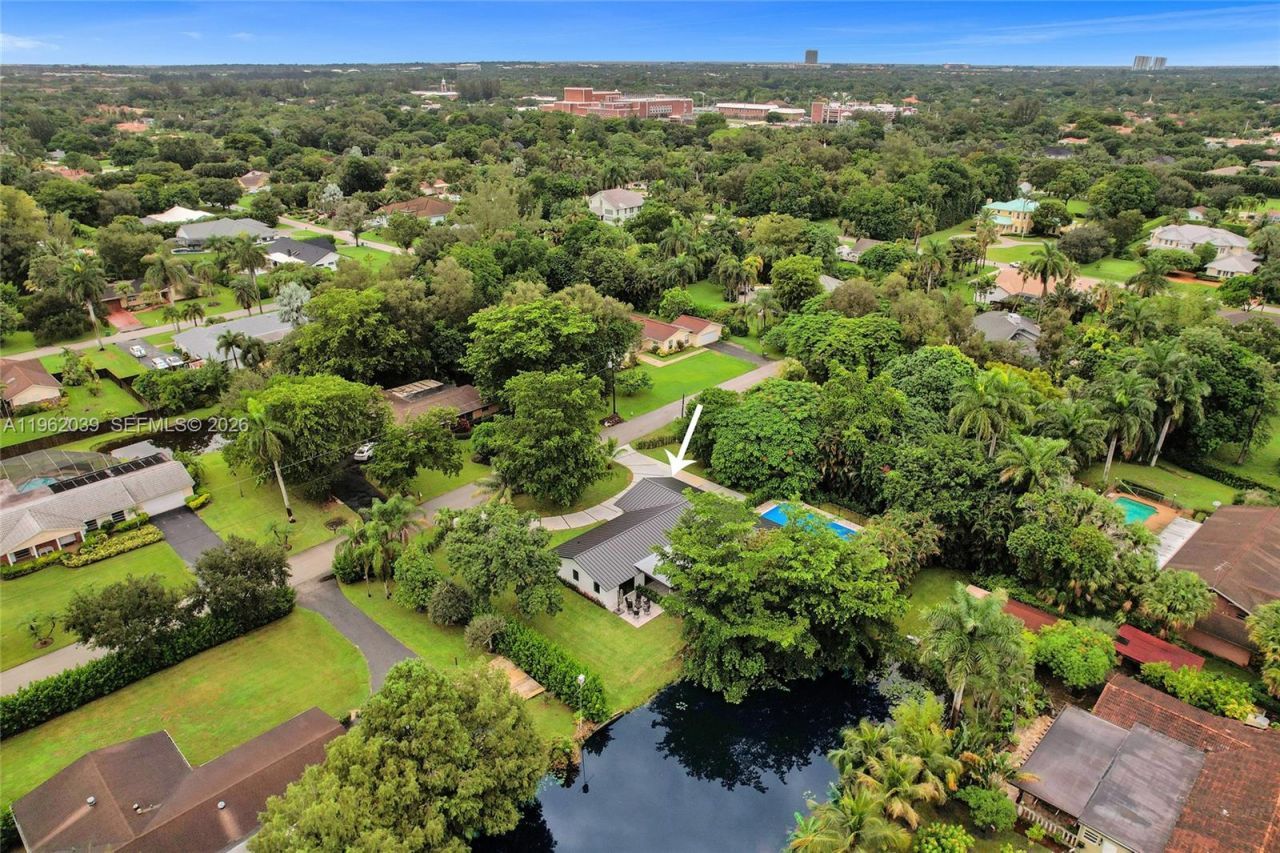 470 Petersburg Ter , Plantation, FL 33325 Photo