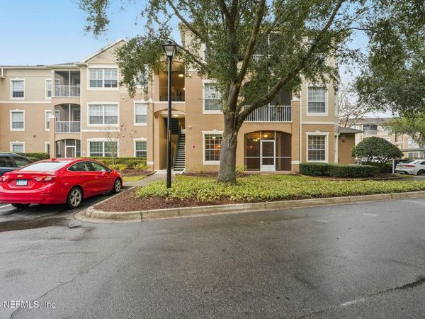 7990 BAYMEADOWS Road E, Unit 1001, Jacksonville, FL 32256