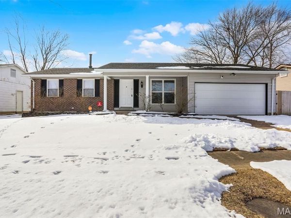 654 Mediterranean Drive, Florissant, MO 63031