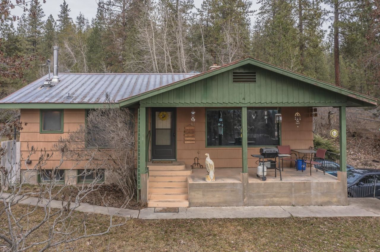 2383 Burnt Valley Rd, Chewelah, WA 99109 Main Photo