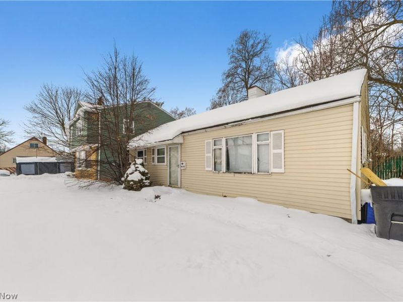 3890 E 149th Street, Cleveland, OH 44128 Photo 2