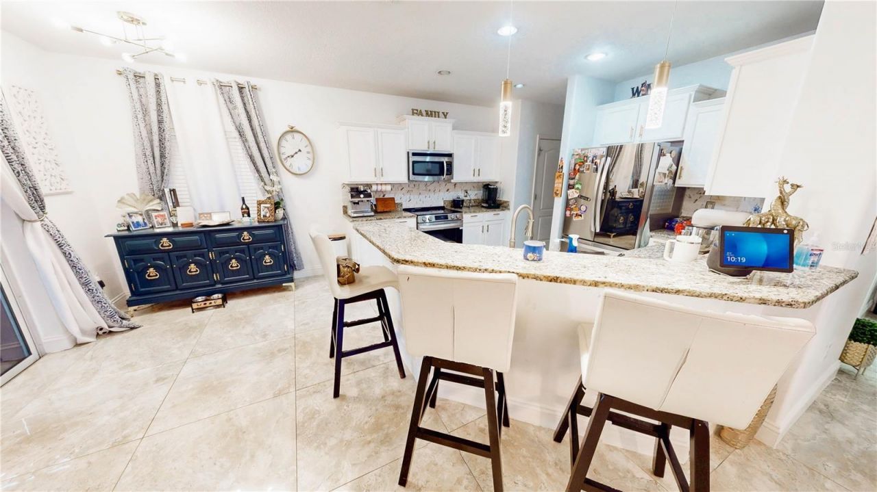1110 Seminole Sky Drive, Ruskin, FL 33570 Photo