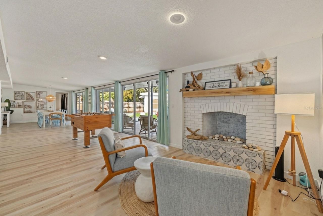 2069 Bougainvillea Street, Sarasota, FL 34239 Photo