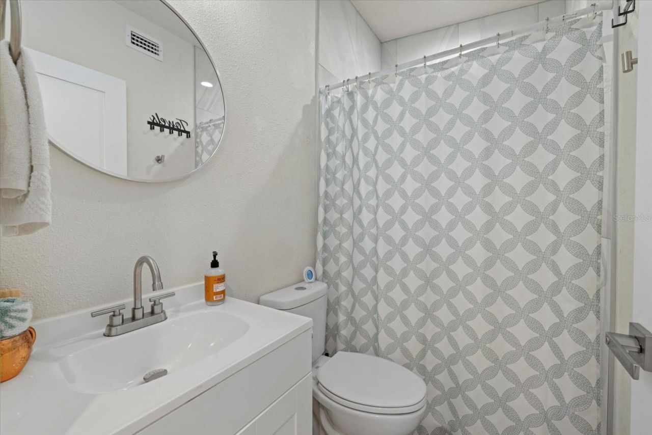 2069 Bougainvillea Street, Sarasota, FL 34239 Photo
