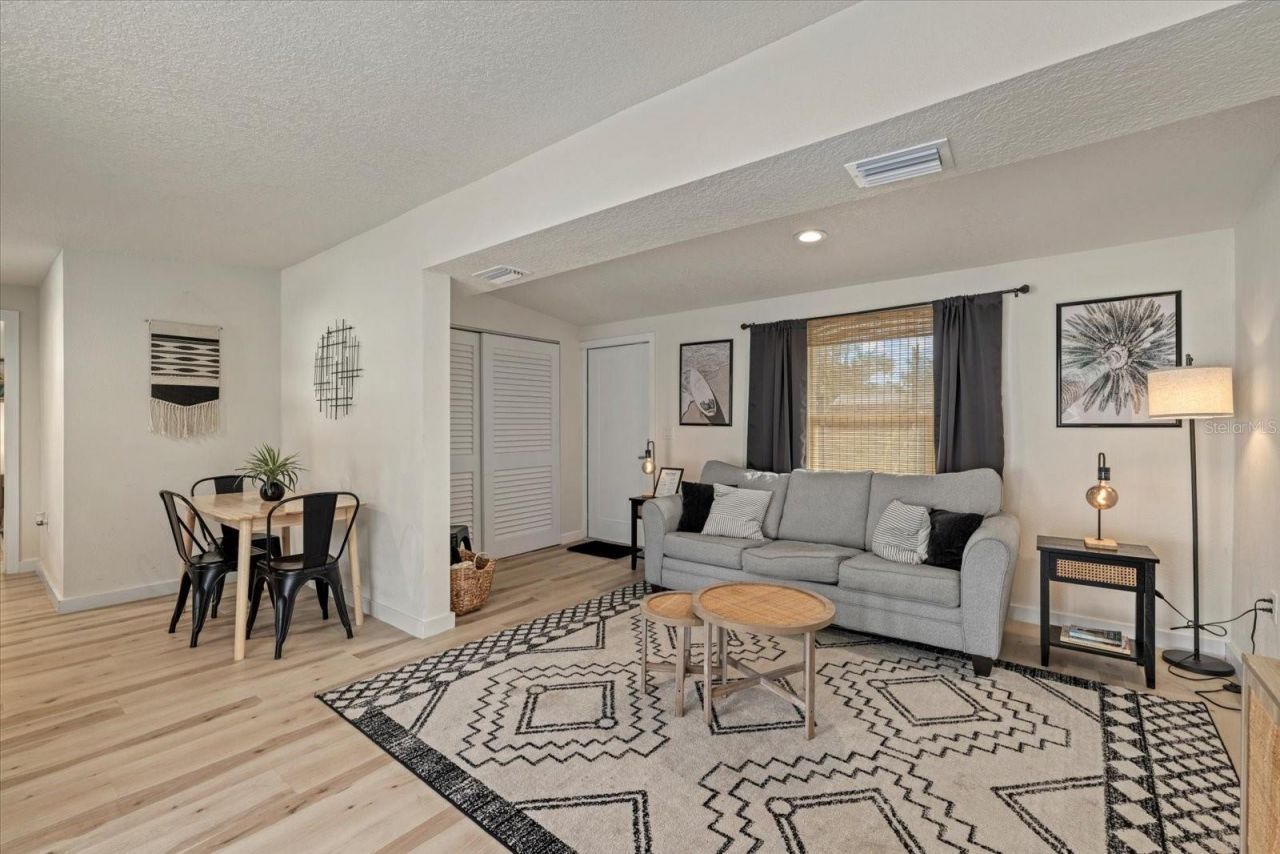 2069 Bougainvillea Street, Sarasota, FL 34239 Photo