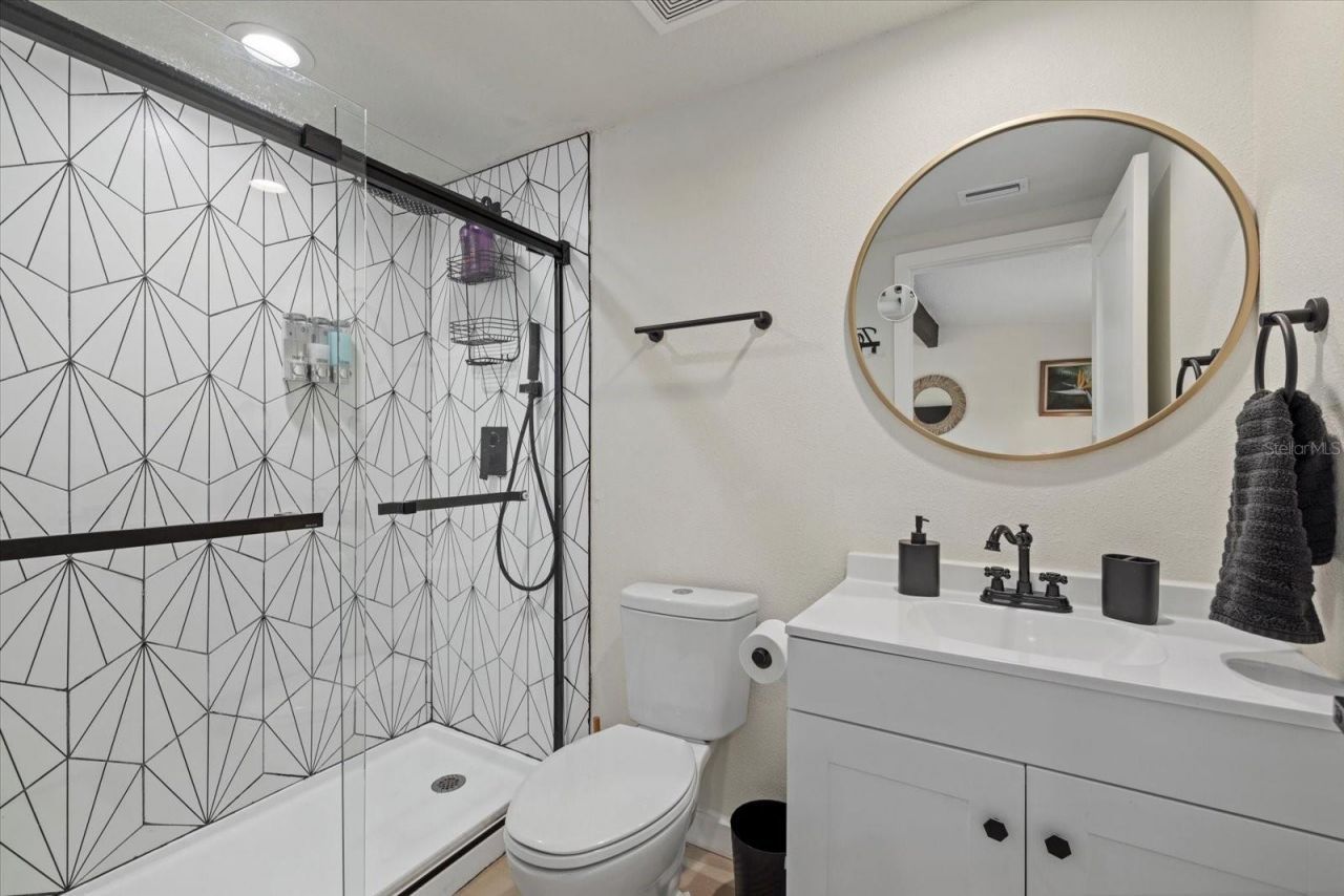 2069 Bougainvillea Street, Sarasota, FL 34239 Photo