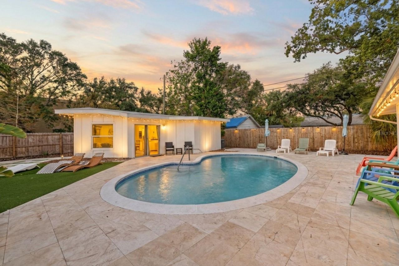 2069 Bougainvillea Street, Sarasota, FL 34239 Photo