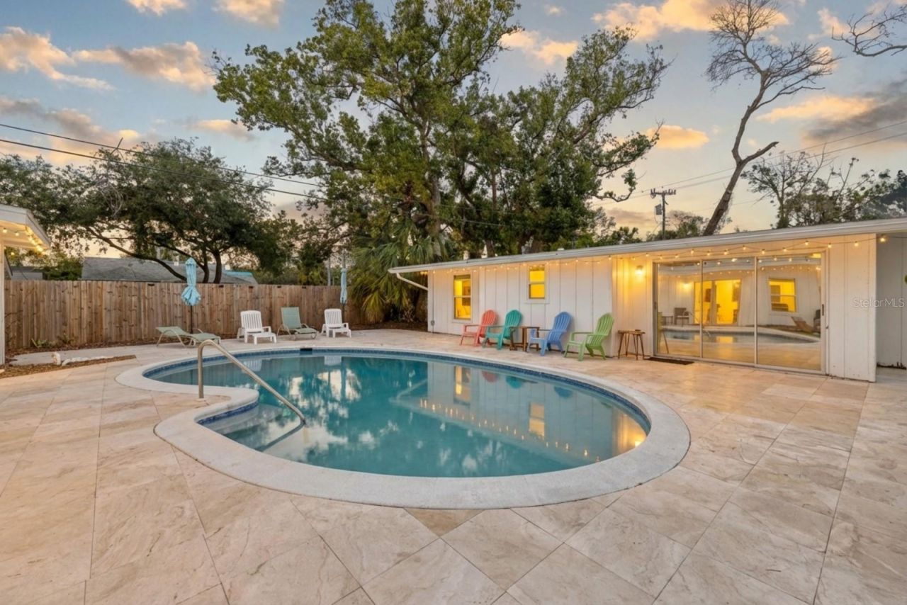 2069 Bougainvillea Street, Sarasota, FL 34239 Photo