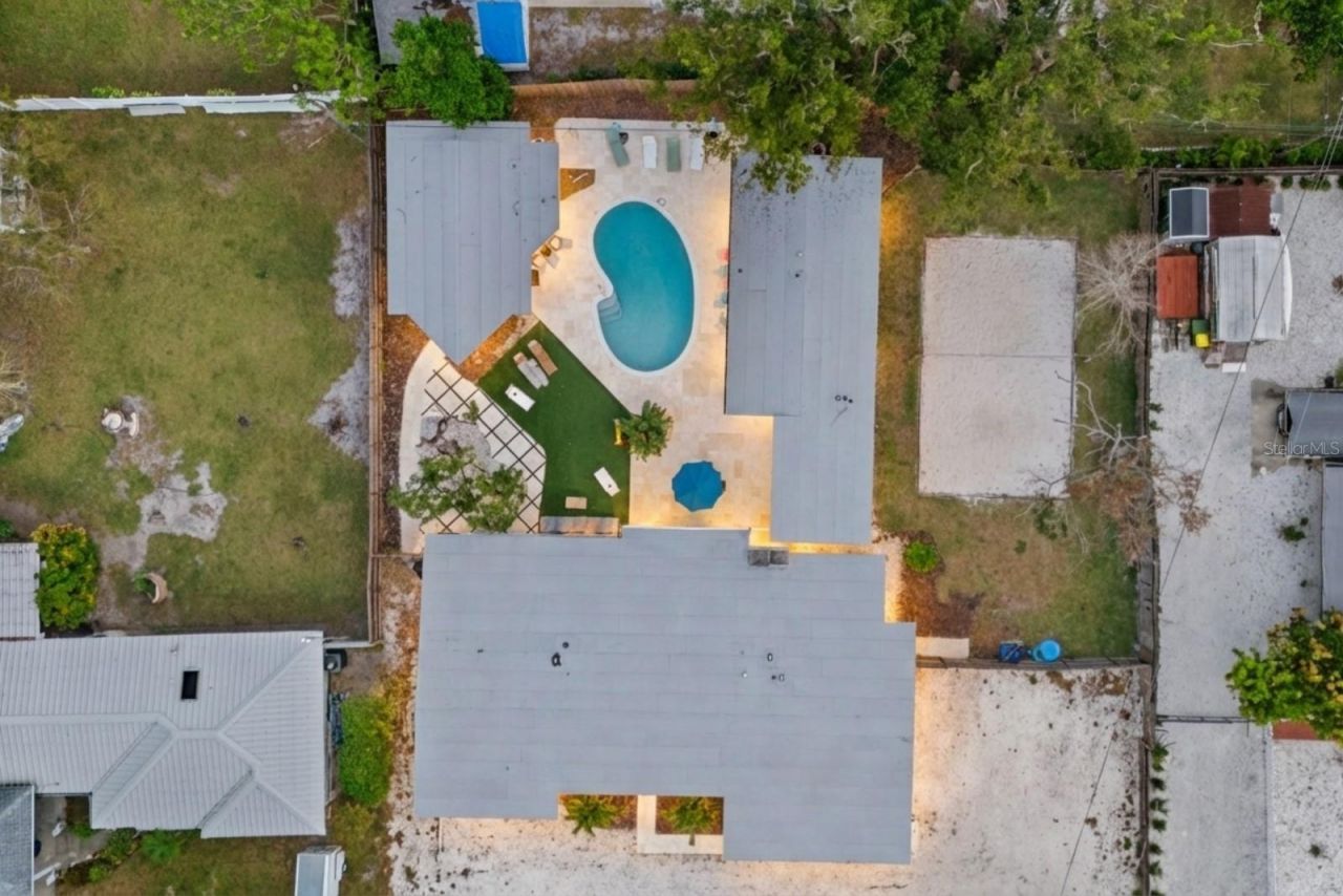 2069 Bougainvillea Street, Sarasota, FL 34239 Photo