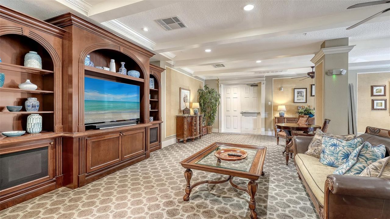 1268 11th Street, Unit 2403, Sarasota, FL 34236 Photo