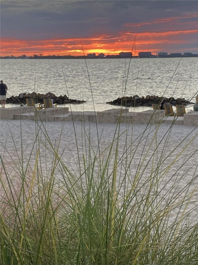 1268 11th Street, Unit 2403, Sarasota, FL 34236 Photo