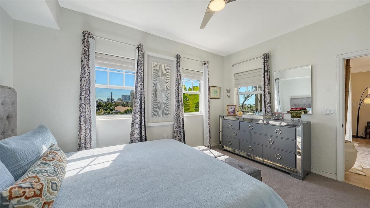 1268 11th Street, Unit 2403, Sarasota, FL 34236 Photo