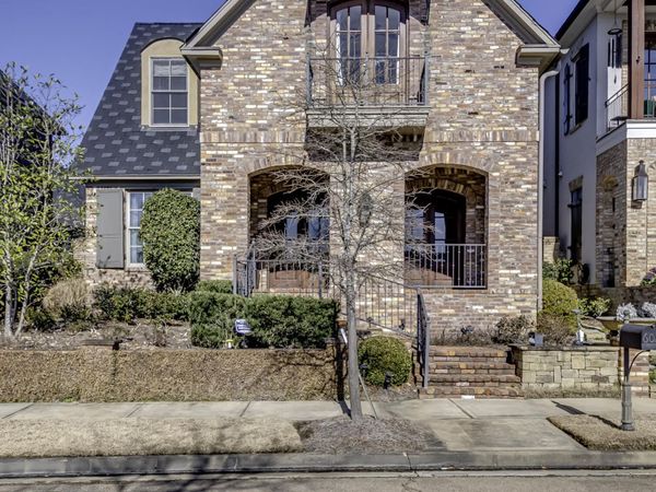 602 Northlake Avenue, Ridgeland, MS 39157