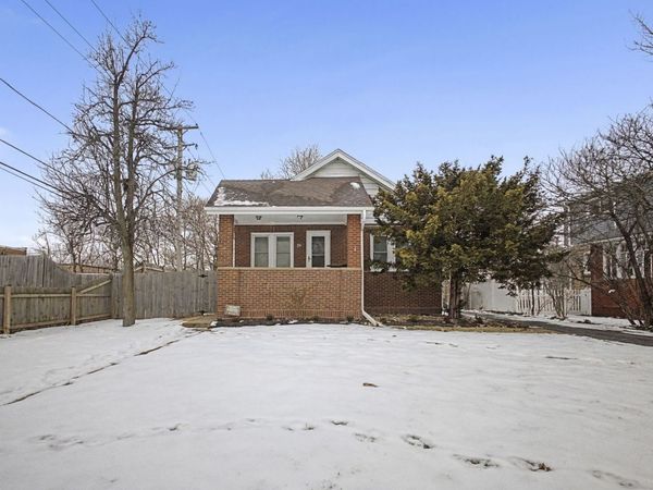 20 N Highland Avenue, Lombard, IL 60148